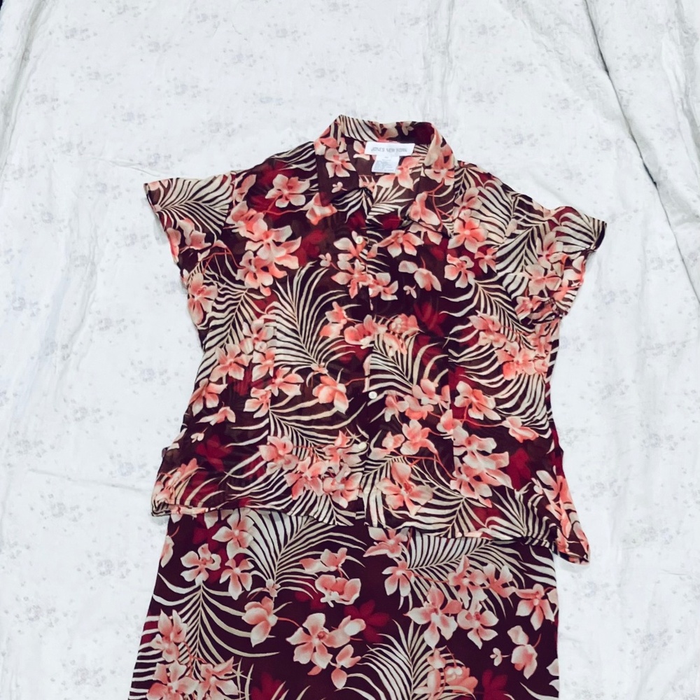 jones New York 100% silk vintage set